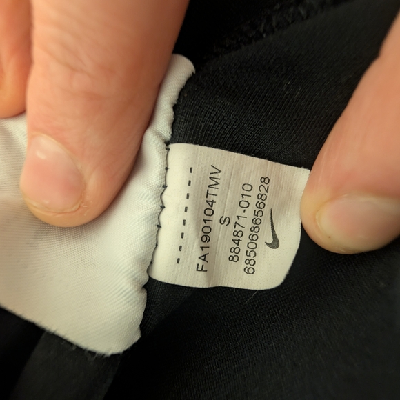 Nike Women's Black golf Polo Shirt - Picture 9 of 9